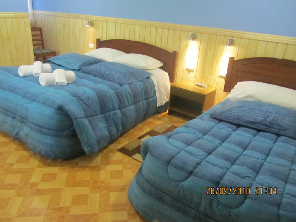 Готель Patagonia Swiss House Пуерто-Наталес Екстер'єр фото